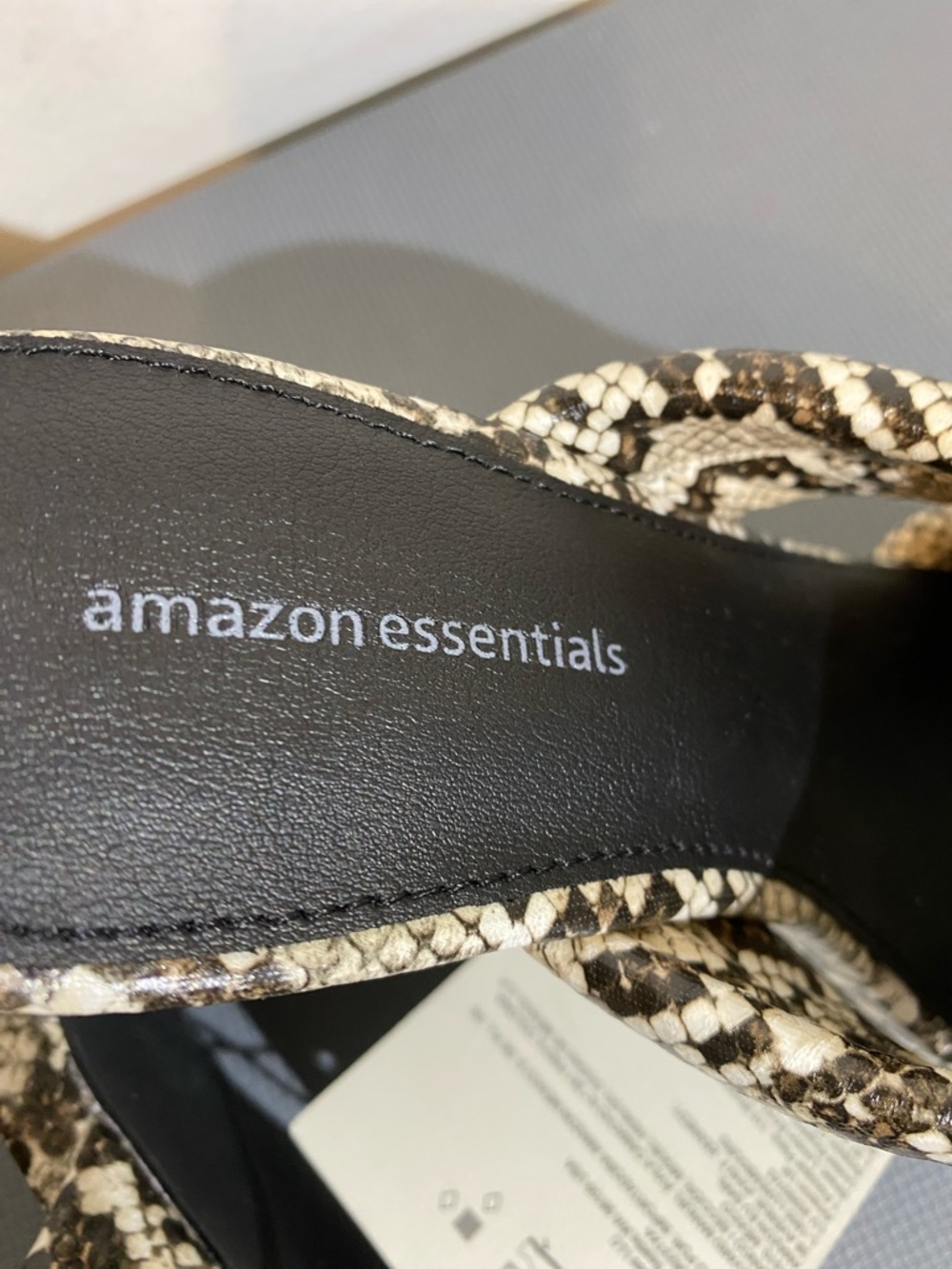 Amazon Essentials Snake-Print Crisscross Slide Mules - Black, Cream - Picture 5 of 6